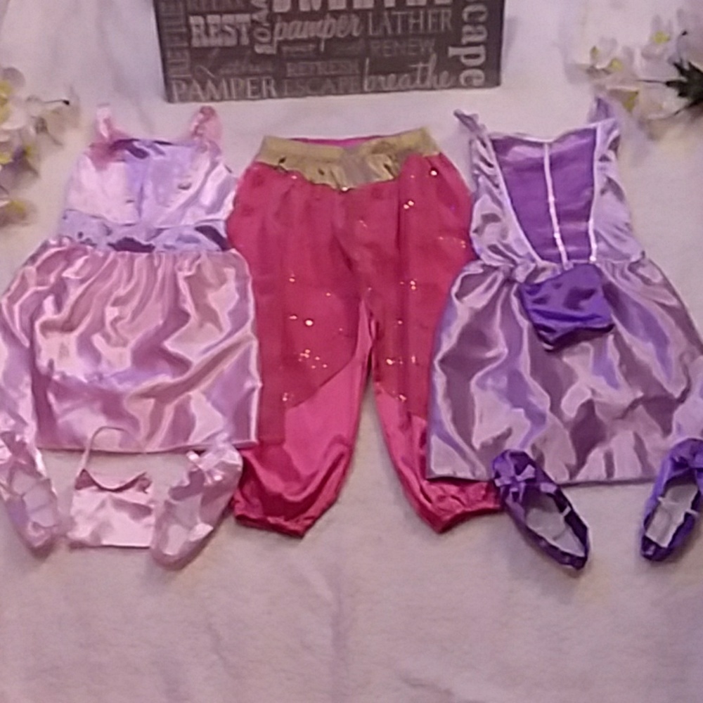 Bundle of 6 pc. Girls dress-up costumes!!